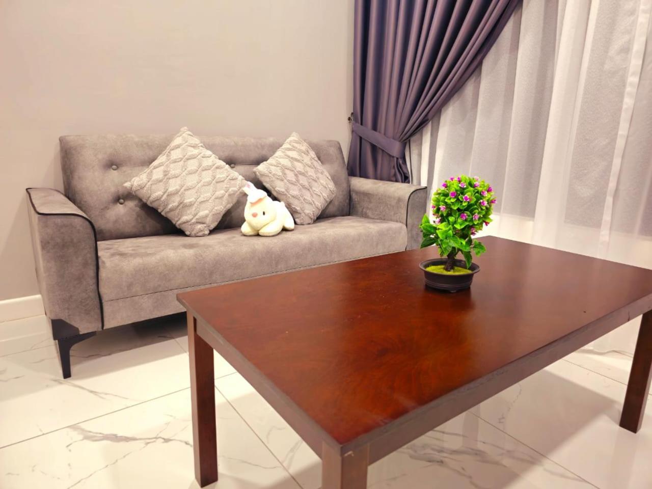Cubic Botanical 2房1厕舒适环境设备适合家庭 Apartment