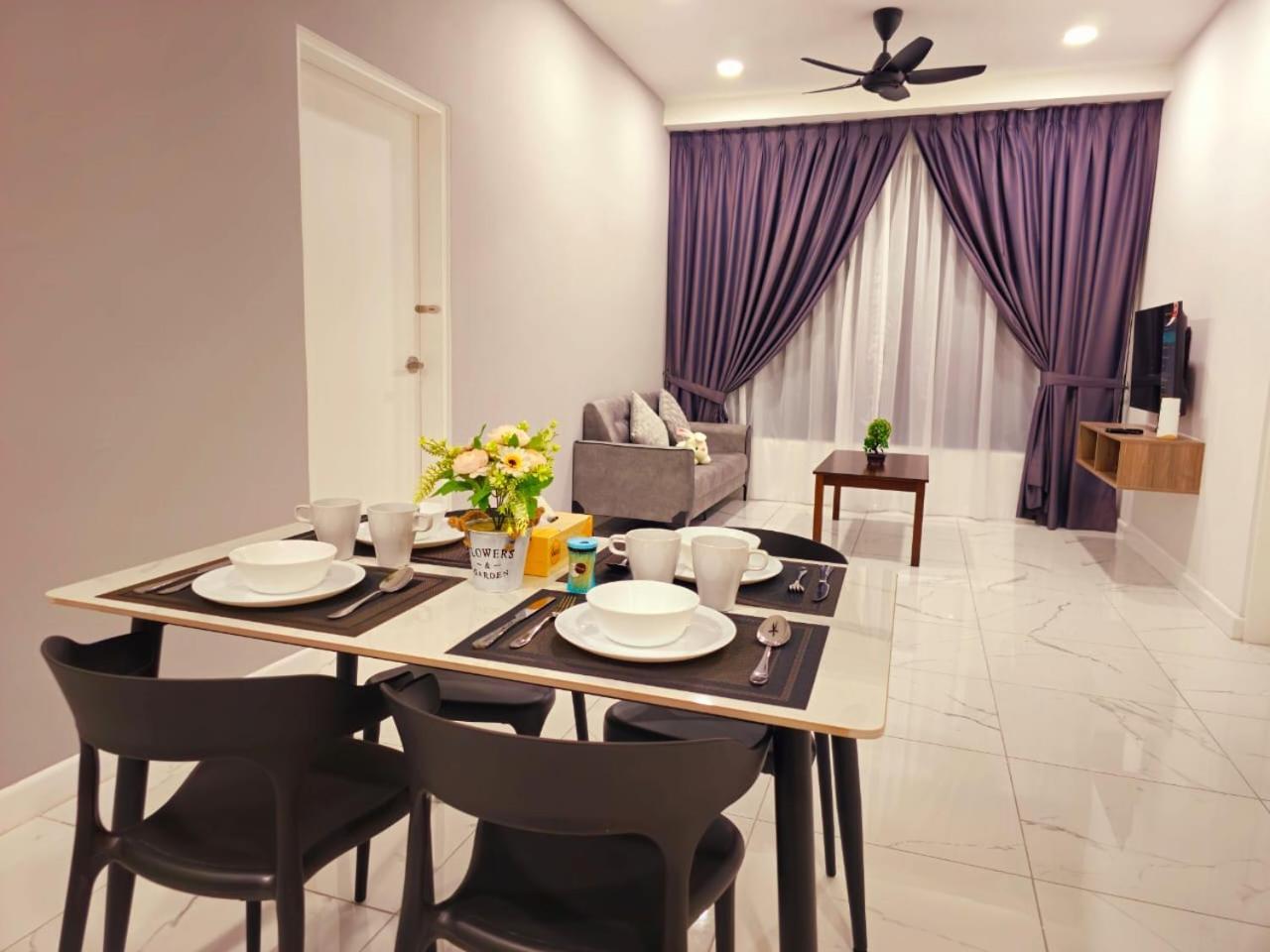 Apartment Cubic Botanical 2房1厕舒适环境设备适合家庭 Kuala Lumpur