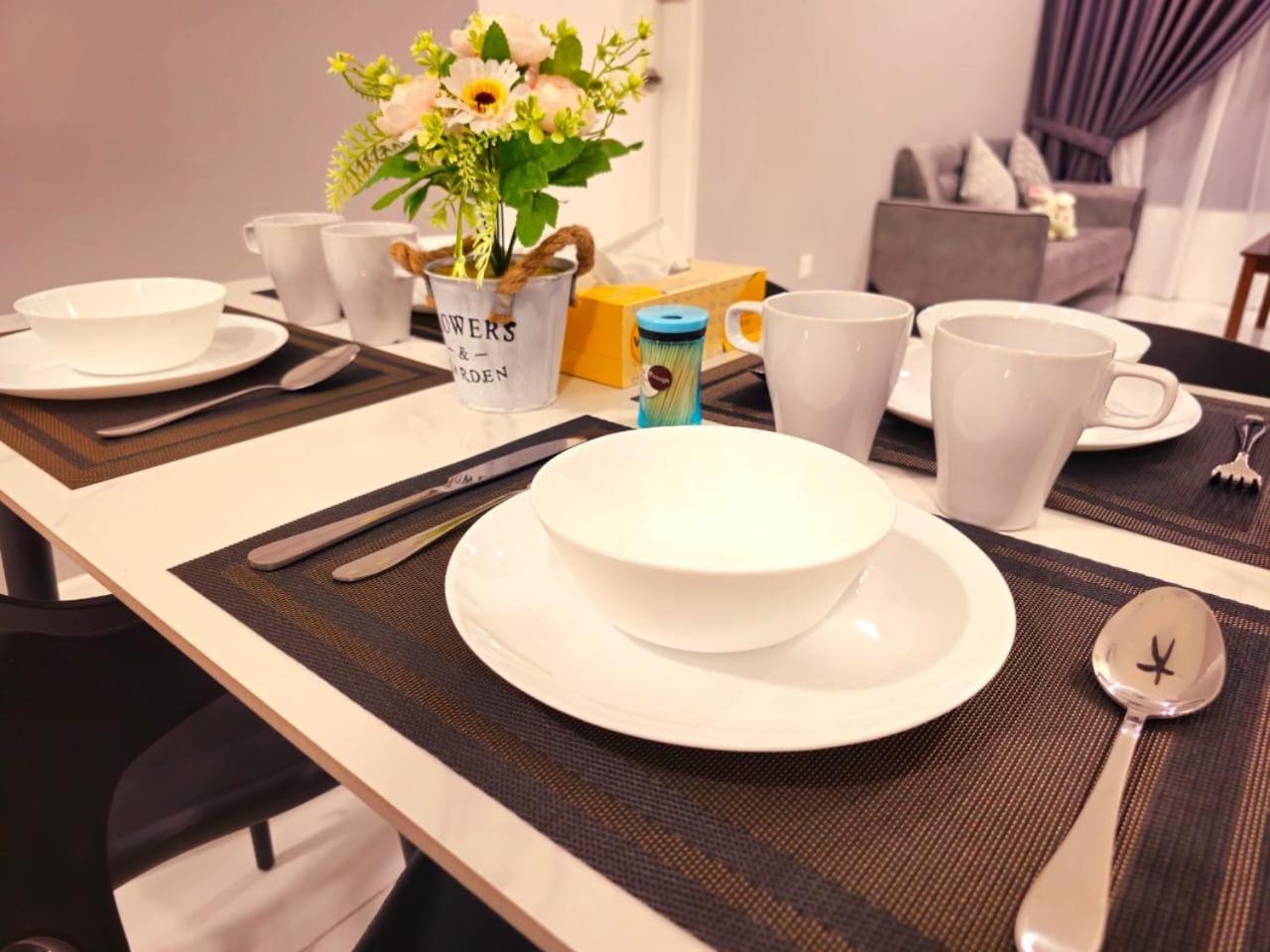 Cubic Botanical 2房1厕舒适环境设备适合家庭 Pangsapuri Kuala Lumpur